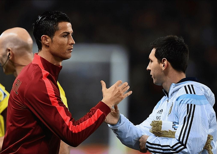 梅西与C罗：重塑足球标准的双雄