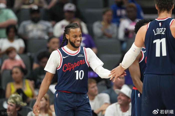 火箭险胜勇士申京关键上篮逆转战局